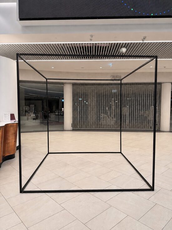 Metāla kubs 2,5x2,5 m